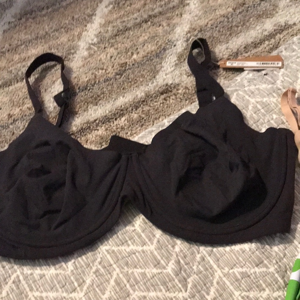 Skims fits everybody unlined Demi bra